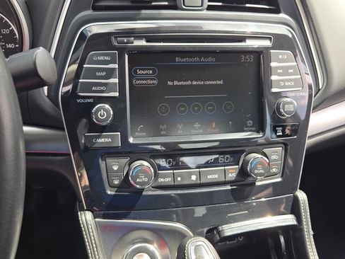 Used 2023 Nissan Maxima SV w/ Floor Mat Group FWD image 19