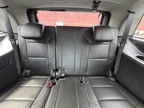 Used 2018 Chevrolet Tahoe LT AWD/4WD image 12