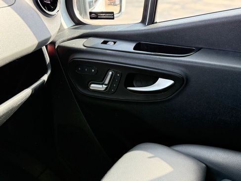 Used 2020 Mercedes-Benz Sprinter 2500 w/ Comfort Plus Package image 18