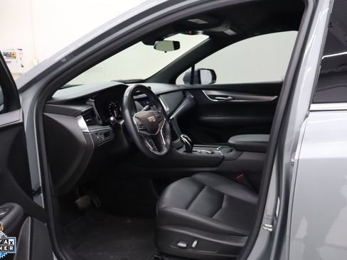 Used 2023 Cadillac XT5 Luxury FWD image 23