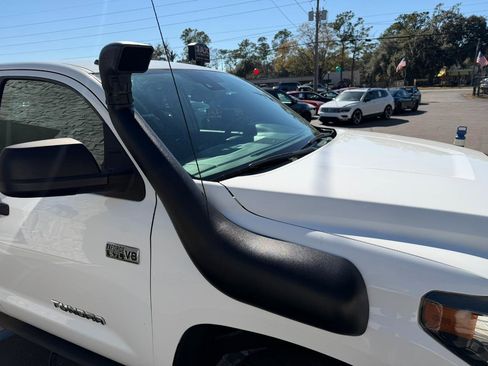 Used 2019 Toyota Tundra SR5 w/ SR5 Upgrade Package AWD/4WD image 24