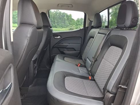 Used 2017 Chevrolet Colorado Z71 AWD/4WD image 20