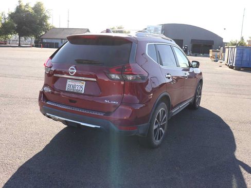 Used 2019 Nissan Rogue SL w/ Premium Package AWD/4WD image 5