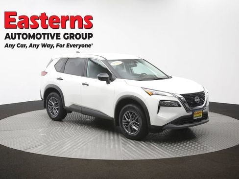 Used 2023 Nissan Rogue S AWD/4WD image 49