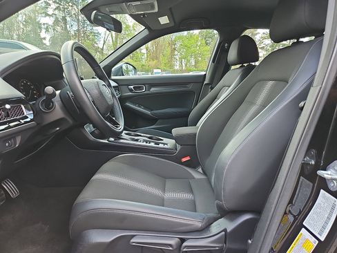 Used 2023 Honda Civic Sport image 14