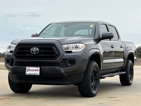 Used 2022 Toyota Tacoma SR image 3