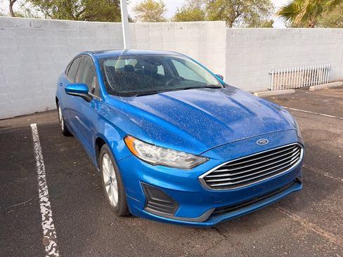 Used 2020 Ford Fusion SE FWD image 4