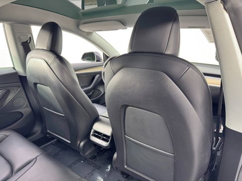Used 2022 Tesla Model 3 image 35