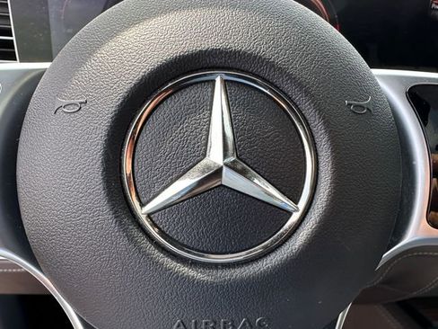 Used 2023 Mercedes-Benz GLS 450 4MATIC image 44