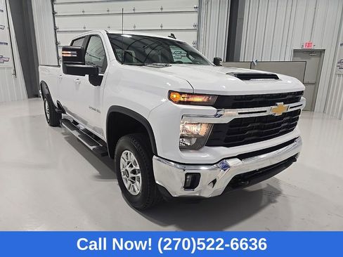 Used 2025 Chevrolet Silverado 2500 LT w/ Convenience Package image 11