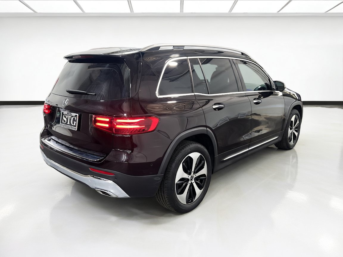 Used 2024 Mercedes-Benz GLB 250 image 4