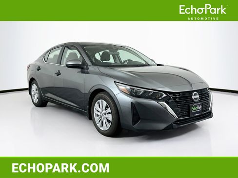 Used 2025 Nissan Sentra S FWD image 1