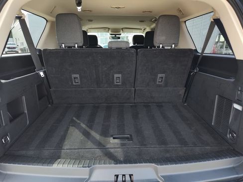 Used 2022 Ford Expedition Max XLT RWD image 9