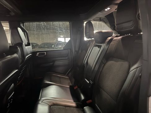 Used 2023 Ford Bronco Raptor image 7