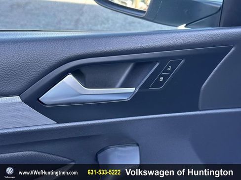 Certified 2021 Volkswagen Jetta SE image 14