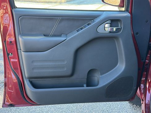 Certified 2020 Nissan Frontier PRO-4X w/ Pro-4x Utility Package image 16