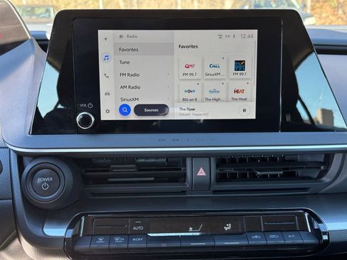 Used 2025 Toyota Prius LE image 21