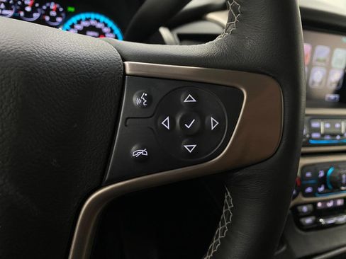 Used 2017 GMC Yukon Denali w/ Open Road Package image 19