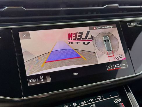Used 2020 Audi Q8 Premium Plus w/ Premium Plus Package image 19