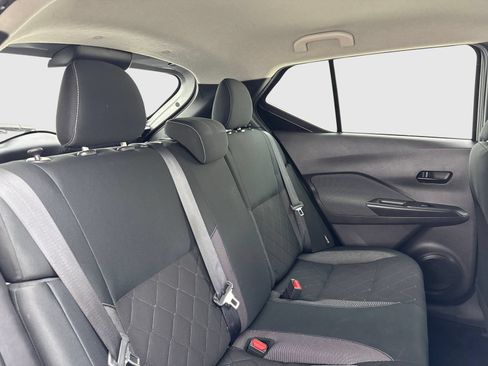 Used 2020 Nissan Kicks S FWD image 43