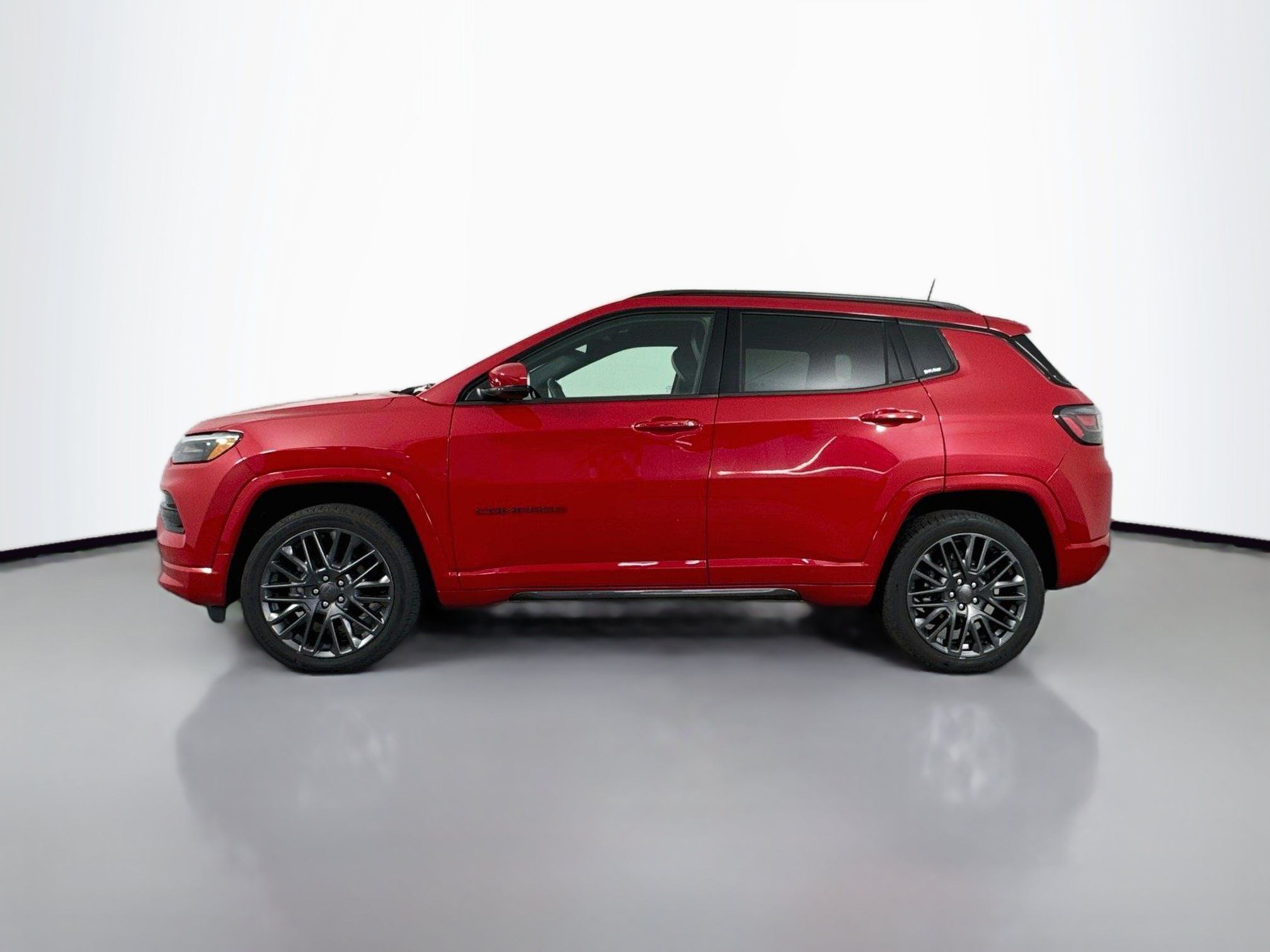 Used 2022 Jeep Compass Limited w/ (RED) Package AWD/4WD image 4