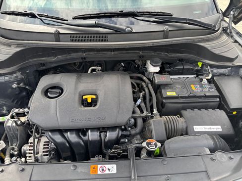 Used 2025 Kia Soul LX w/ LX Technology Package image 30