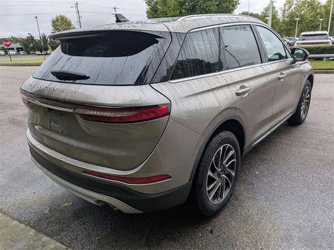 Used 2020 Lincoln Corsair FWD w/ Equipment Group 101A image 6