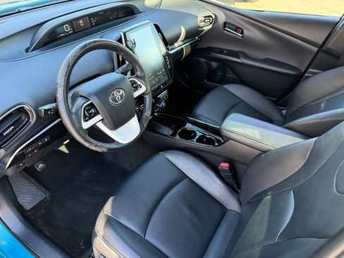 Used 2018 Toyota Prius Prime Advanced image 27