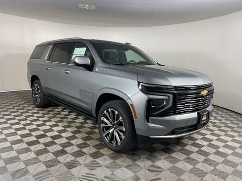 New 2026 Chevrolet Suburban High Country image 22
