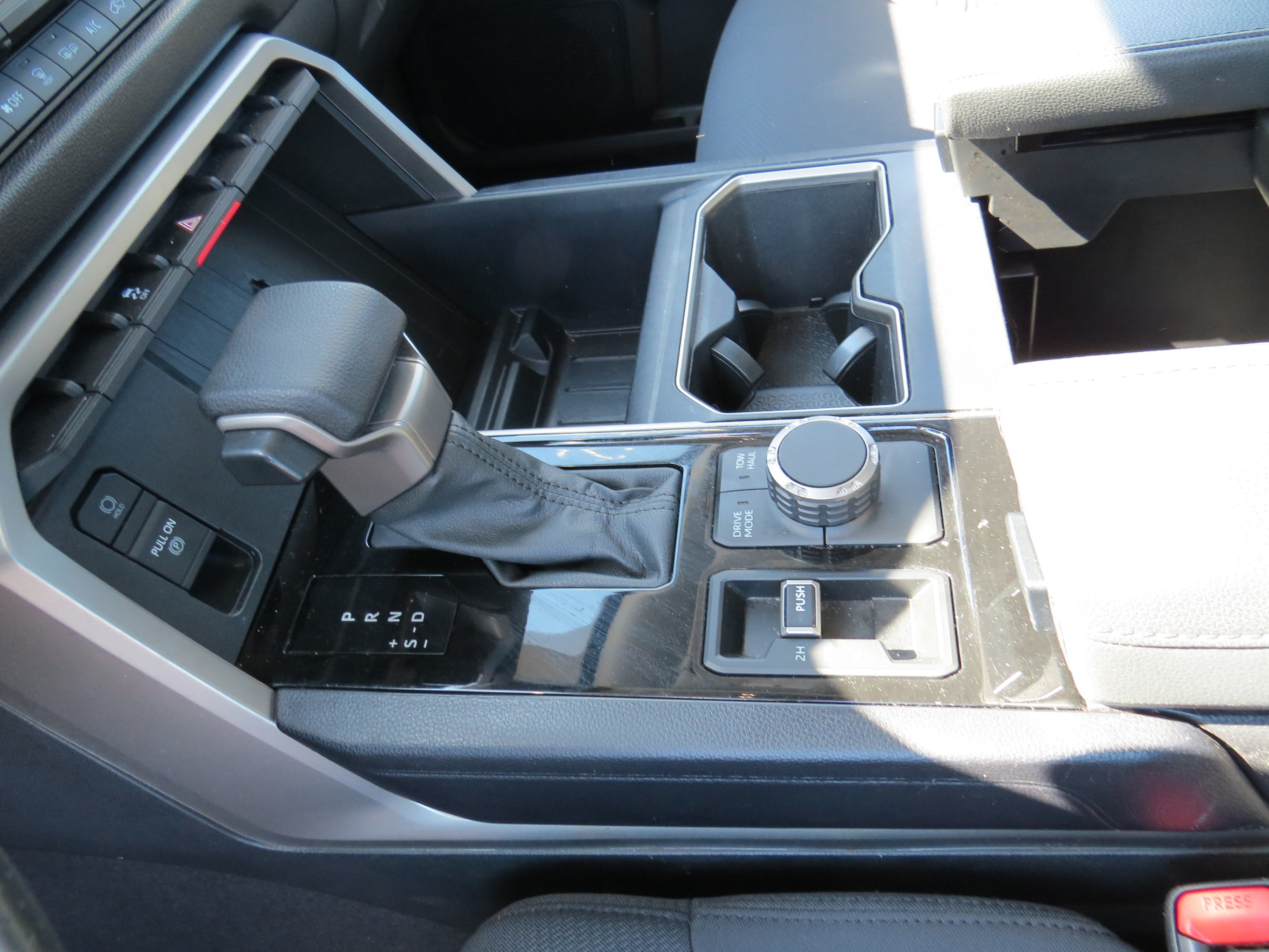 Used 2023 Toyota Tundra SR5 w/ SR5 Convenience Package AWD/4WD image 19
