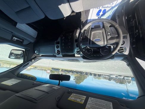 Used 2012 Ford F150 XLT w/ XLT Chrome Pkg image 7