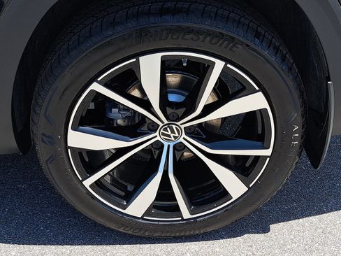 New 2026 Volkswagen Atlas SEL Premium R-Line AWD/4WD image 33