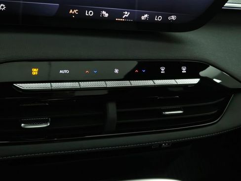 New 2026 Buick Enclave Sport Touring w/ Super Cruise Package image 31