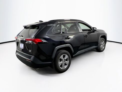 Used 2024 Toyota RAV4 XLE w/ Convenience Package image 5