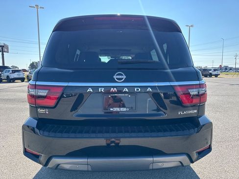 Used 2024 Nissan Armada Platinum w/ Captain's Chairs Package AWD/4WD image 5