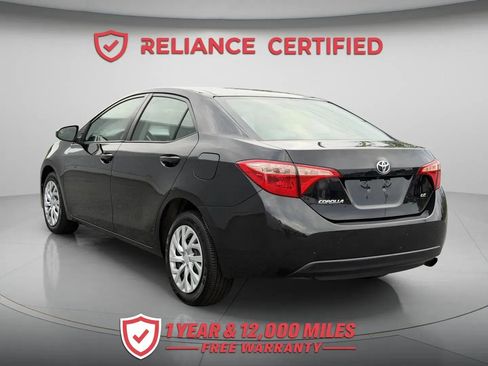 Used 2017 Toyota Corolla LE w/ Carpet Mat Package (TMS) FWD image 4