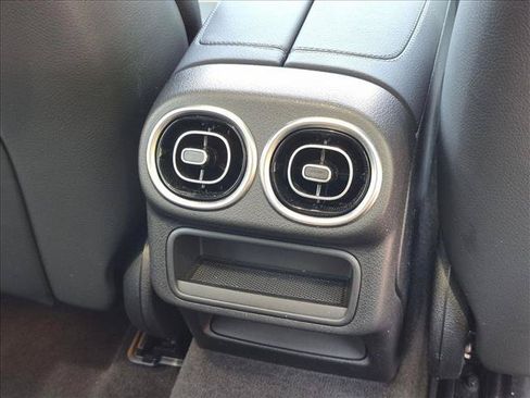 Certified 2026 Mercedes-Benz GLC 300 4MATIC image 16