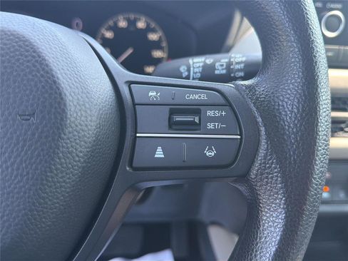 Used 2024 Honda HR-V LX image 14