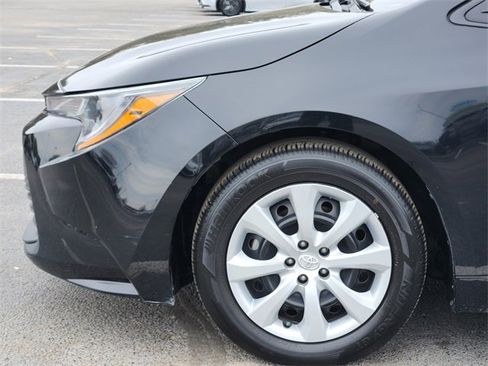 Certified 2024 Toyota Corolla LE image 5