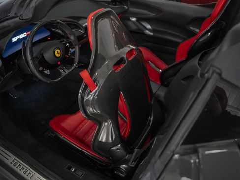 Used 2025 Ferrari SF90 Spider AWD/4WD image 33