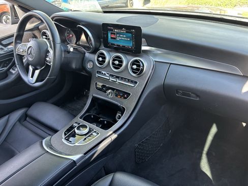 Used 2019 Mercedes-Benz C 300 Sedan image 12