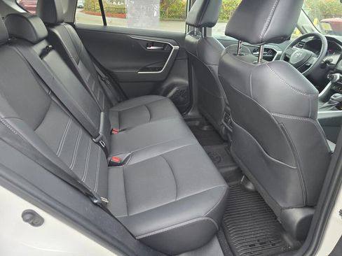 Used 2023 Toyota RAV4 Limited image 12