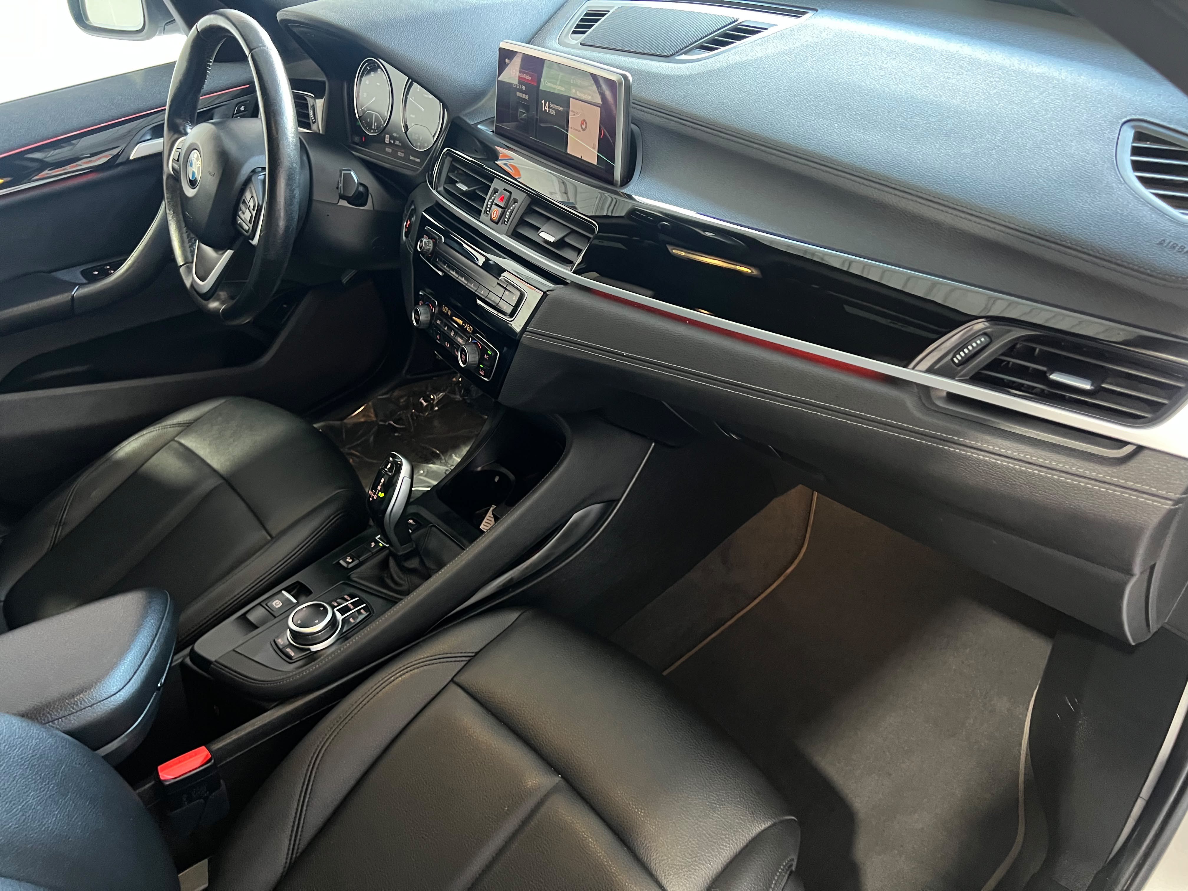Used 2020 BMW X1 xDrive28i AWD/4WD image 16