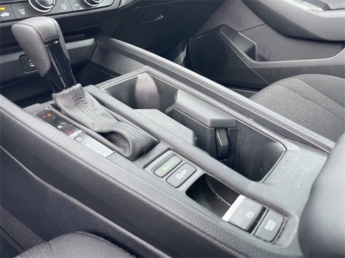 Used 2025 Honda Accord LX image 19