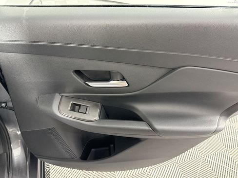 Used 2026 Nissan Sentra SR w/ Floor Mat Package FWD image 27