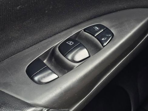 Used 2019 Nissan Sentra S FWD image 27