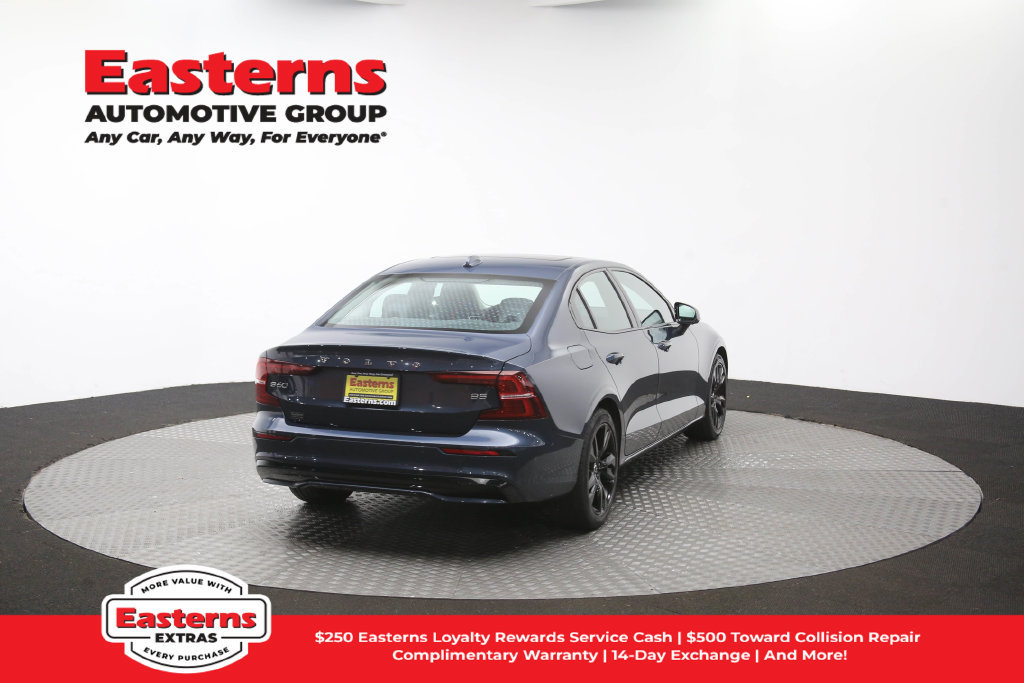 Used 2024 Volvo S60 B5 Core FWD image 40