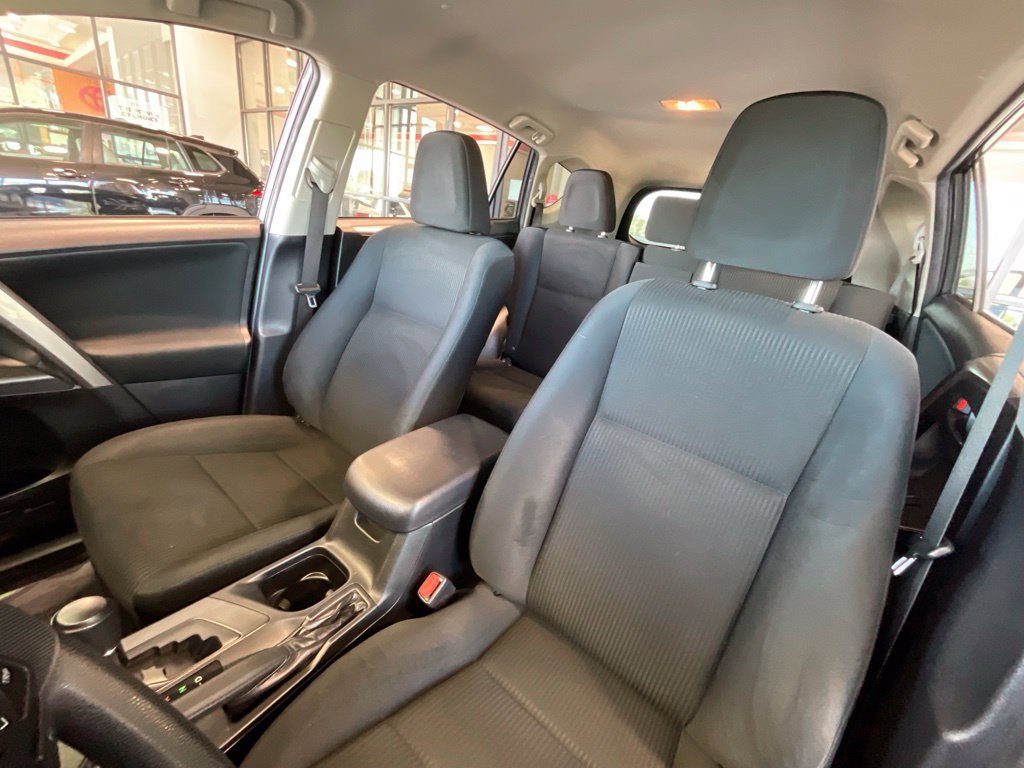 Used 2017 Toyota RAV4 LE w/ All Weather Liner Package AWD/4WD image 9