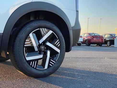 New 2026 Nissan Kicks SV w/ SV Premium Package image 31