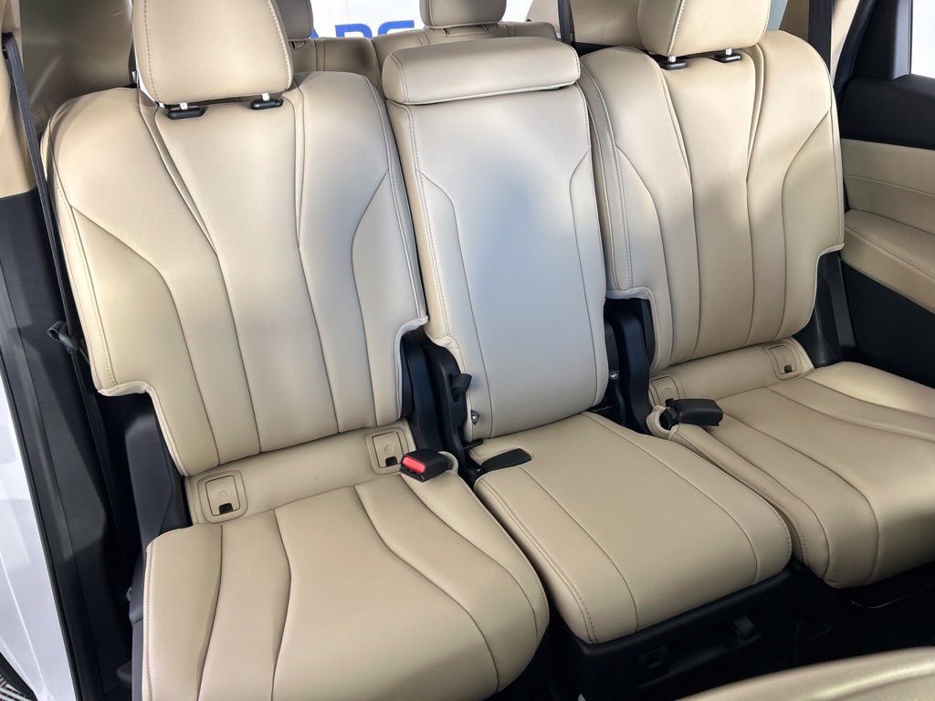 Used 2026 Acura MDX SH-AWD image 27